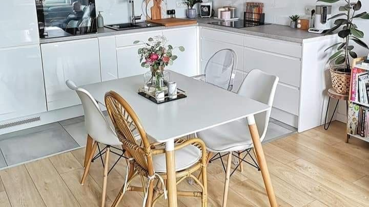 Affordable Kitchen Furniture Stores Online in UAE